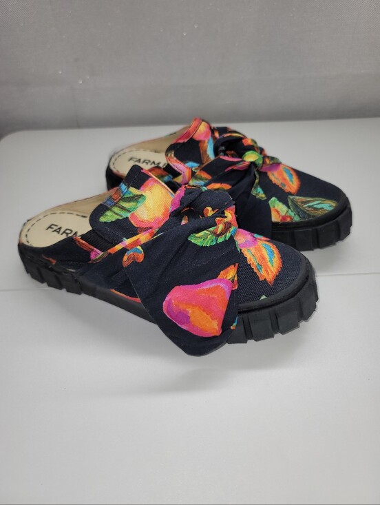 FARM Rio Shoes - FARM Rio Cashew Black Platform Mule Size 7.5